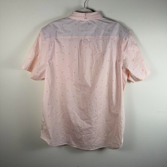 NWT Chubbies On Fridays We Wear Pink Beach Vacation Shirt XL Short Sleeve - Picture 4 of 6